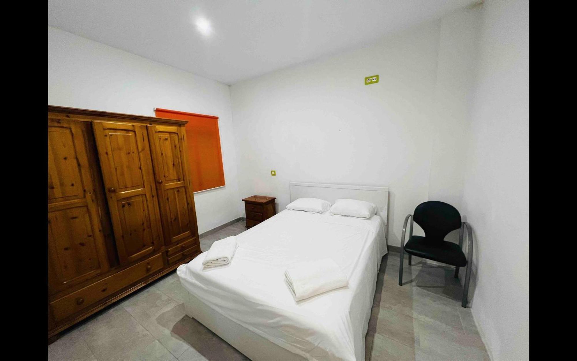 Habitacion Comoda Siviglia Esterno foto